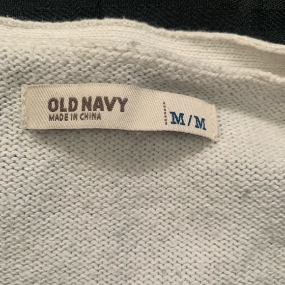 Women’s Cream Old Navy Cardigan Size Medium - Picture 4 of 6